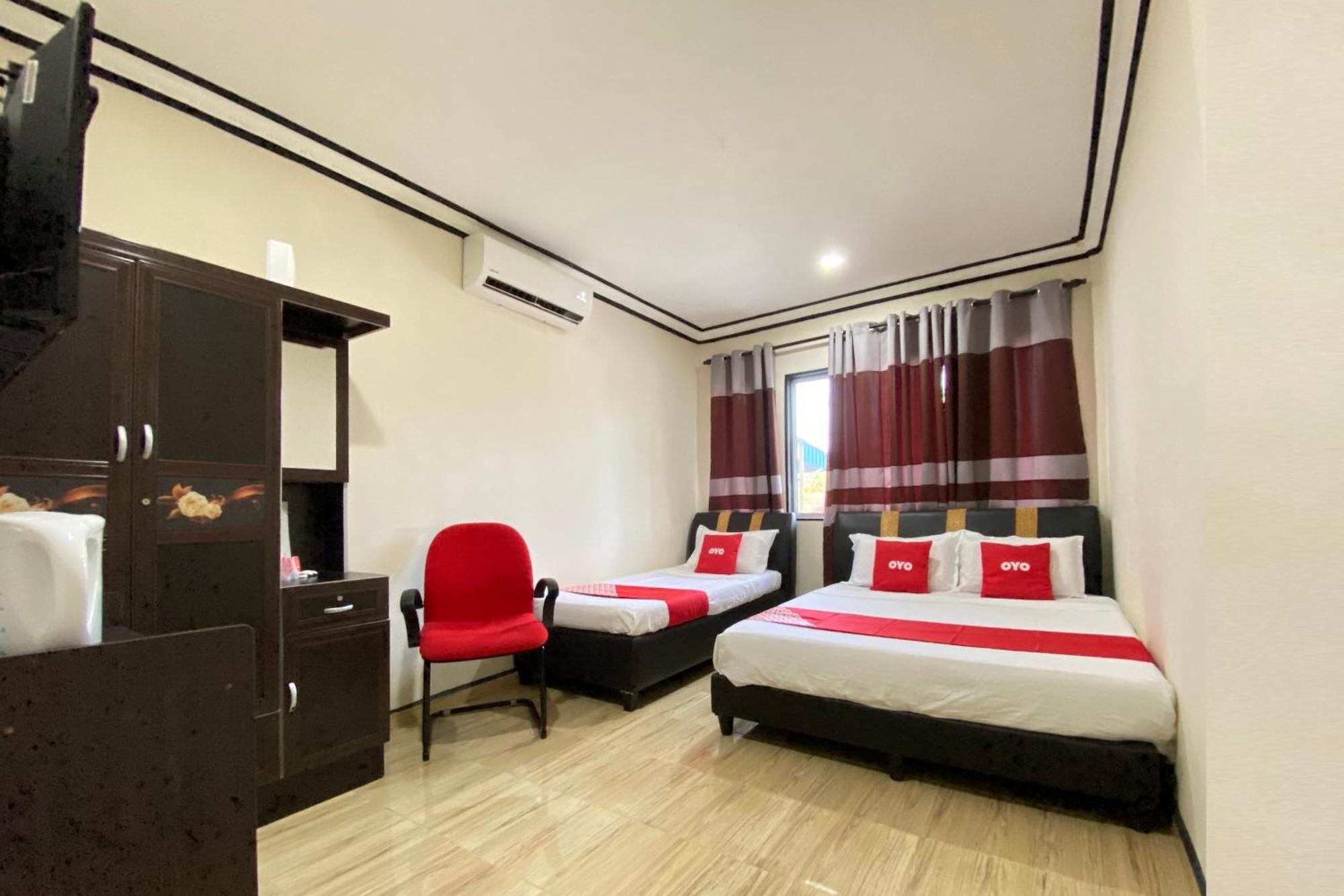 Oyo 90205 Bayu Sintok Motel Changlun Esterno foto