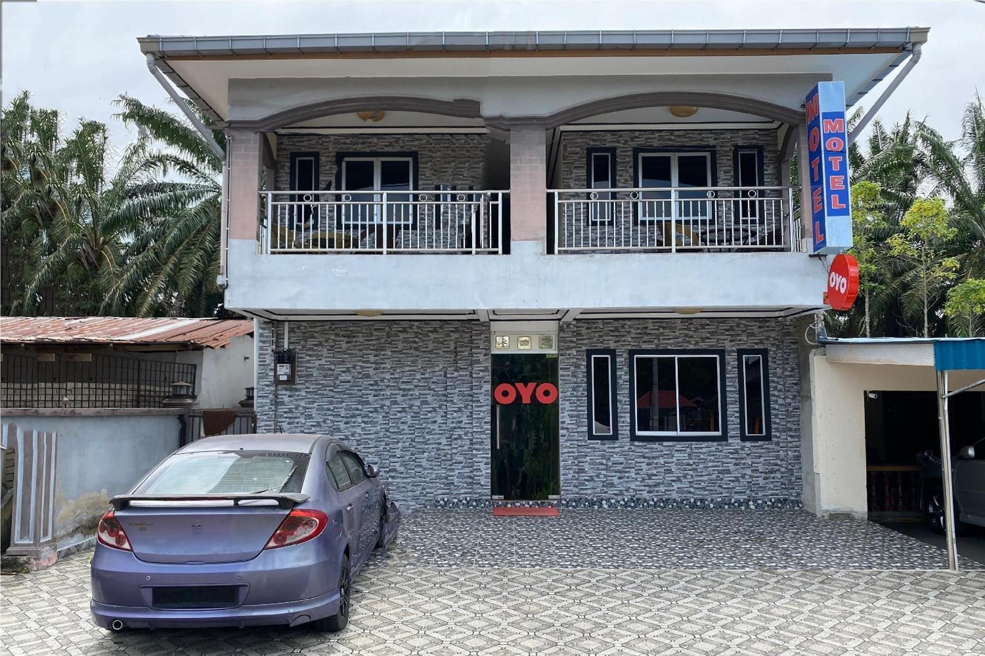 Oyo 90205 Bayu Sintok Motel Changlun Esterno foto
